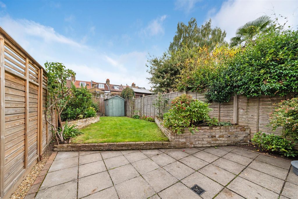 Property photo 3 of 22