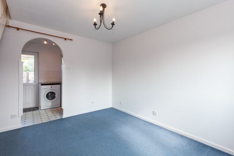 Property photo 3 of 9 236136