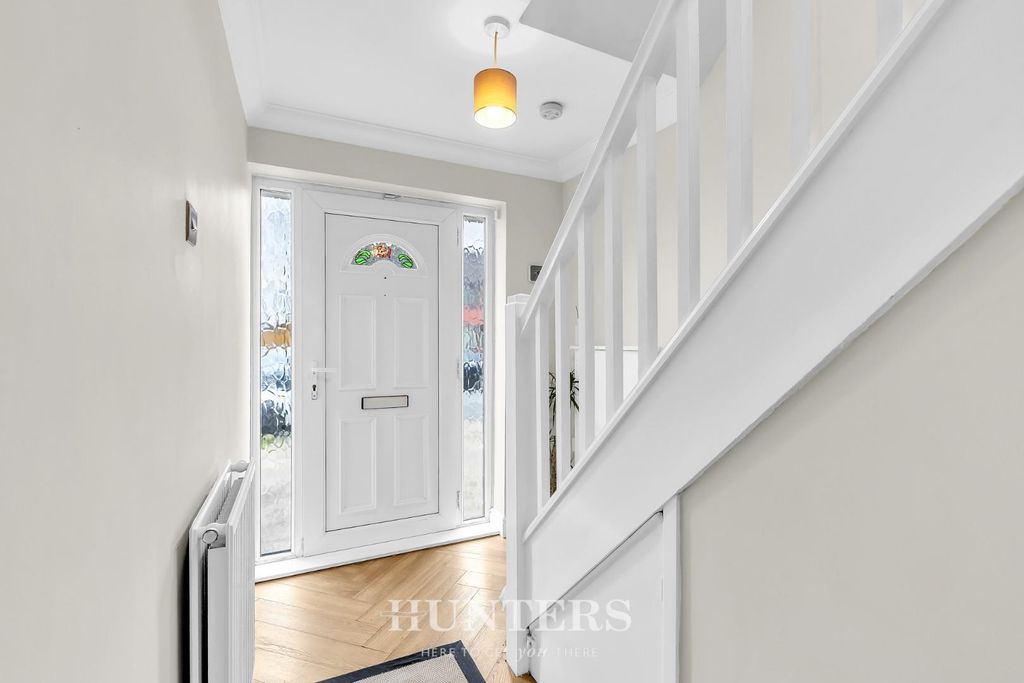 Property photo 2 of 19 Parsons Drive (1).Jpg