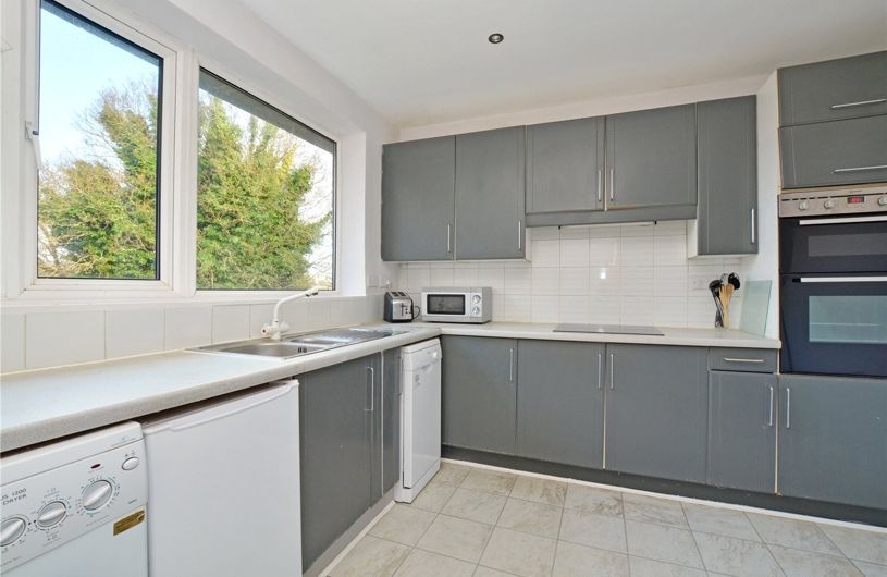 Property photo 3 of 6 Gallery