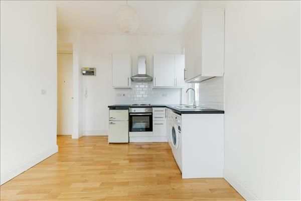 Property photo 3 of 7 Picture 3