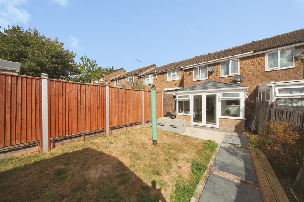 Property photo 2 of 19
