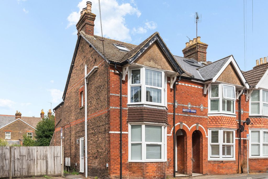 Property photo 1 of 23