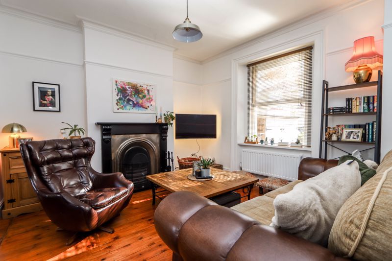 Property photo 2 of 14 Sitting Room