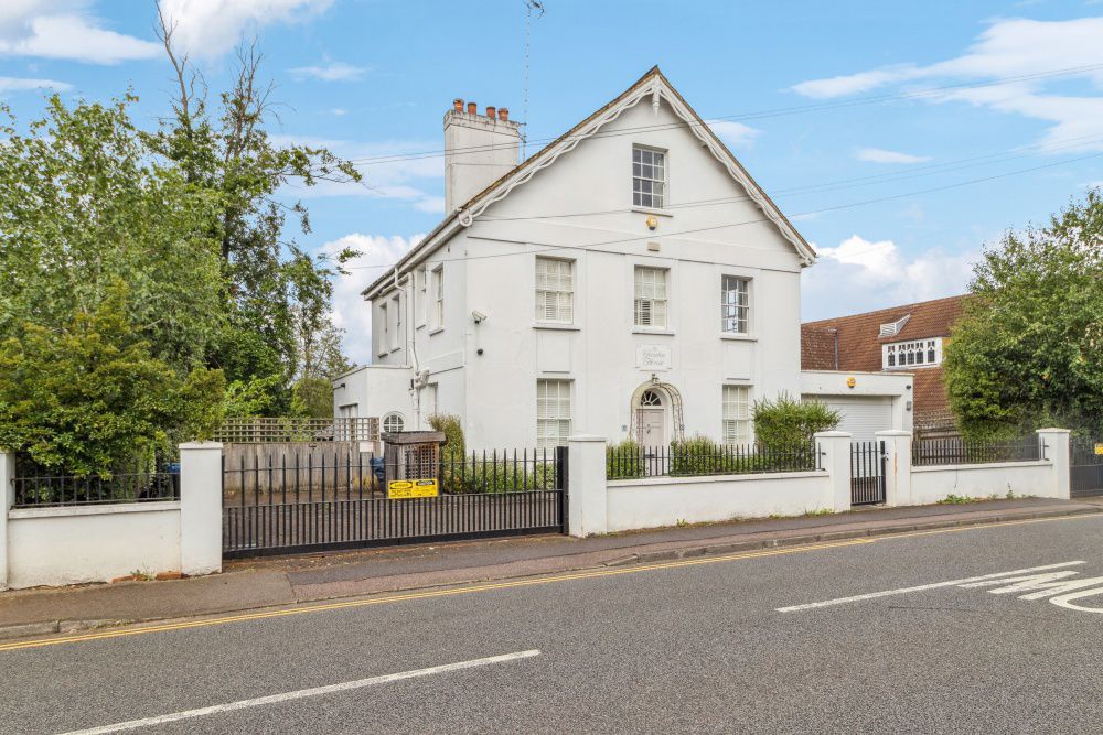 Property photo 1 of 13