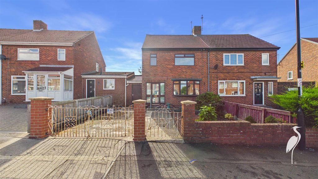 Property photo 1 of 28
