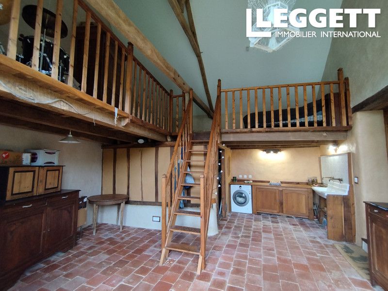 Property photo 2 of 10