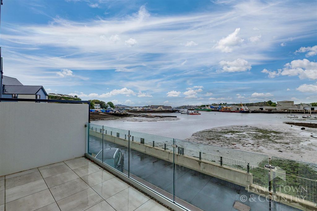 Property photo 1 of 19 0032.Jpg