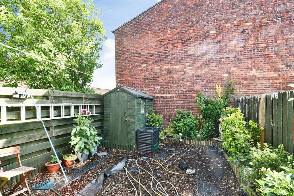 Property photo 3 of 3