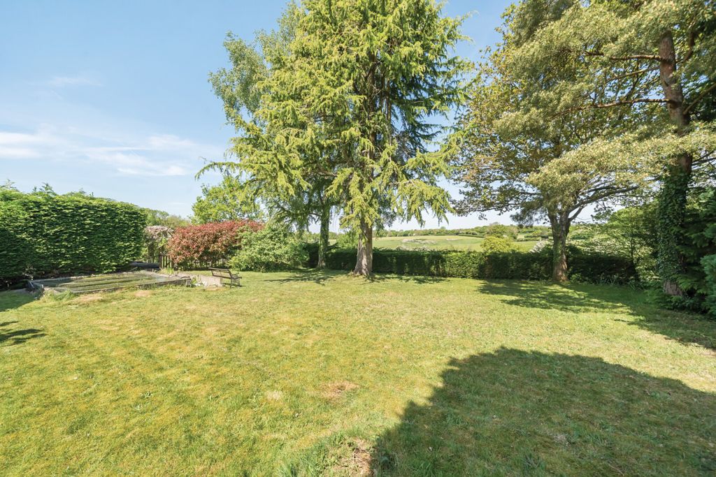 Property photo 3 of 19 Picture No. 24