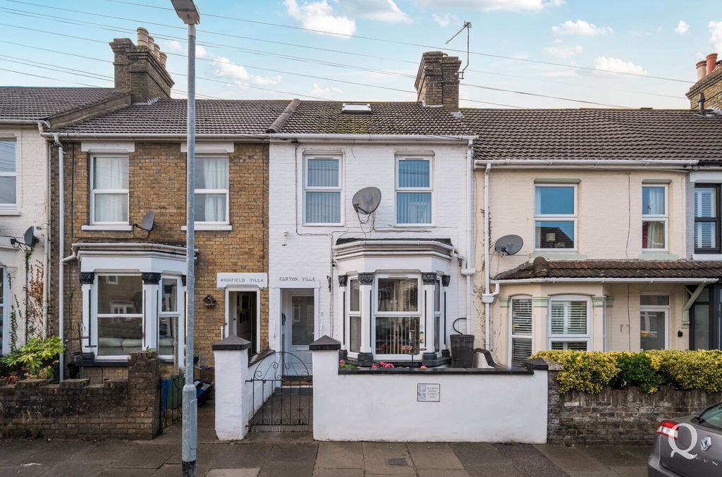 Property photo 1 of 24 1A816B7B-8cc9-414...