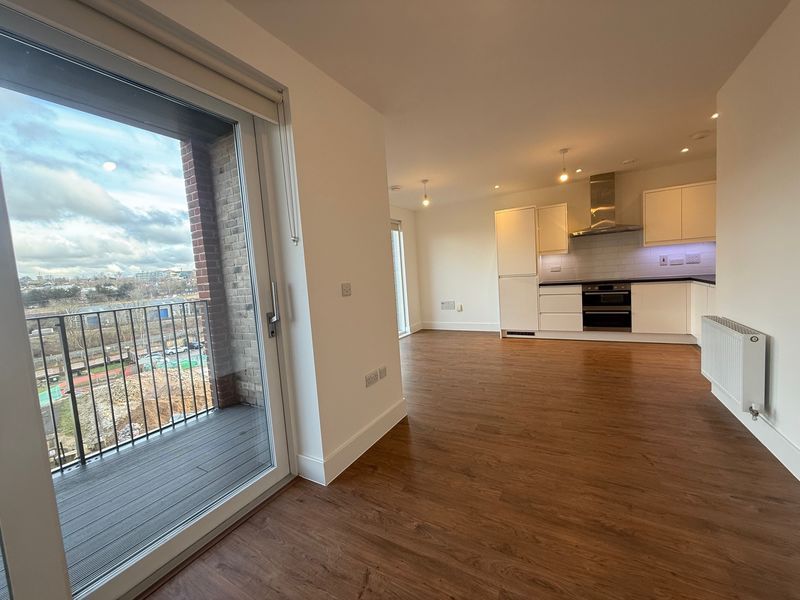 Property photo 2 of 7 Photo 8