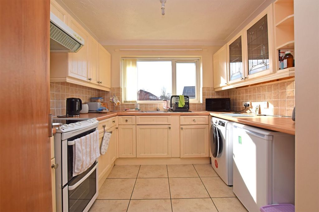 Property photo 3 of 7