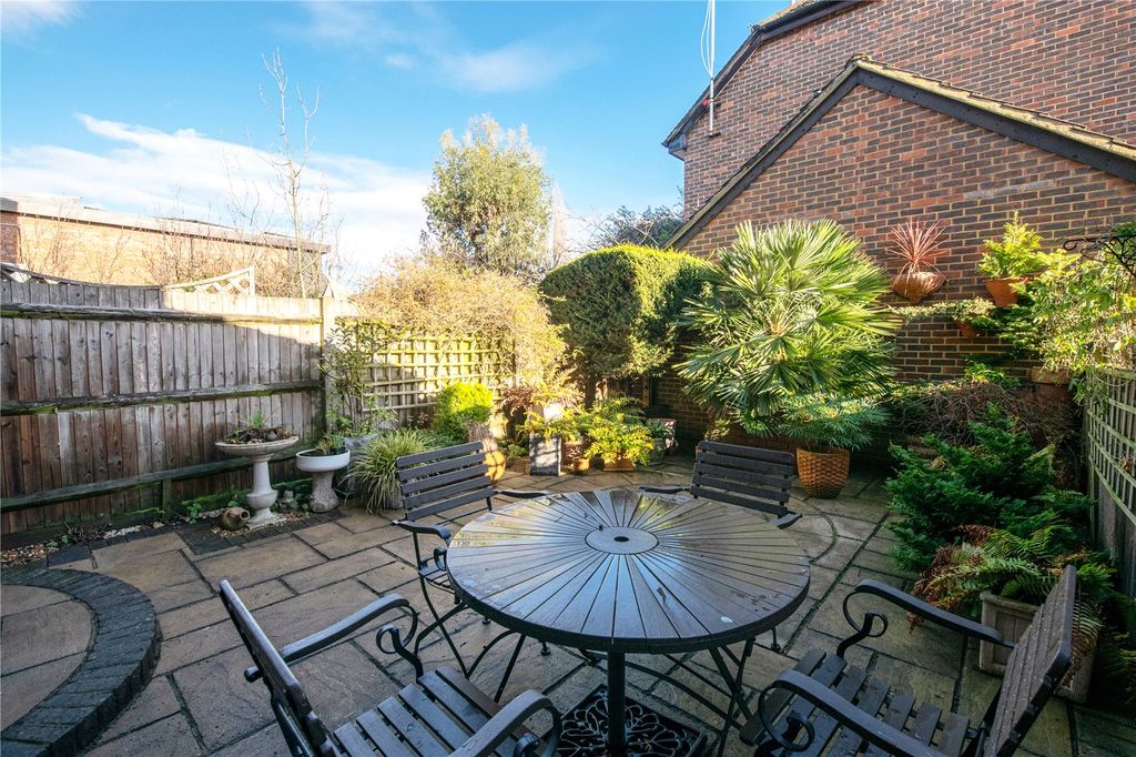 Property photo 2 of 14 Picture No. 09