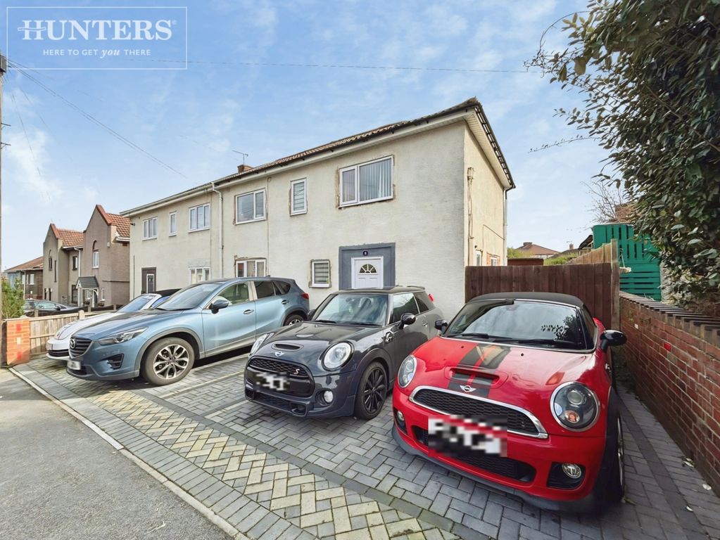 Property photo 1 of 11 Pbox-Img.Jpg