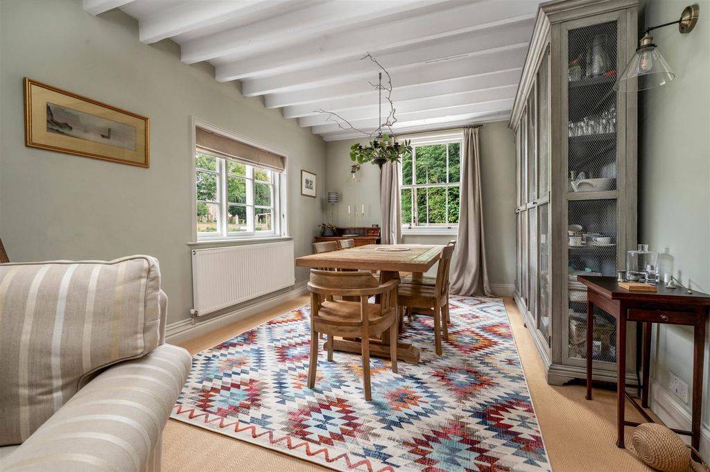 Property photo 2 of 30 The White House Web Ph-26.Jpg