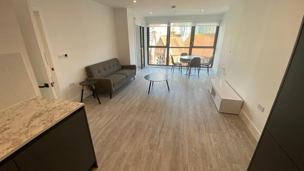 Apartment in Croydon CR0 - View 3