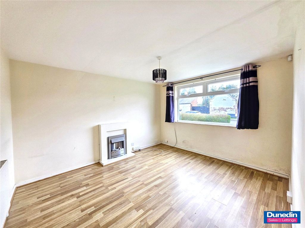 Property photo 3 of 9 Picture No. 04