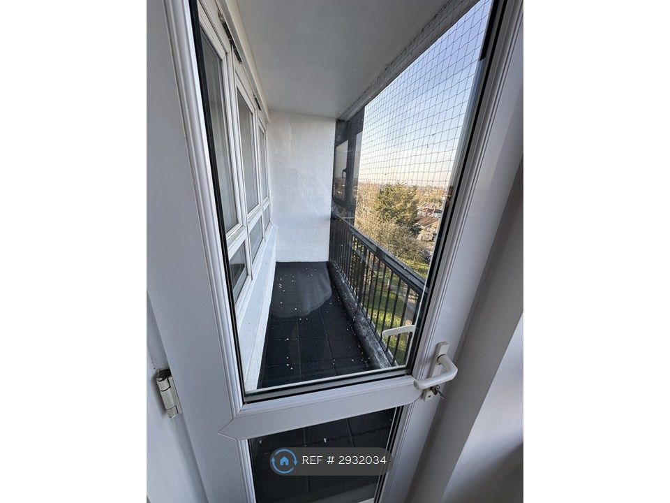 Property photo 3 of 13 Balcony
