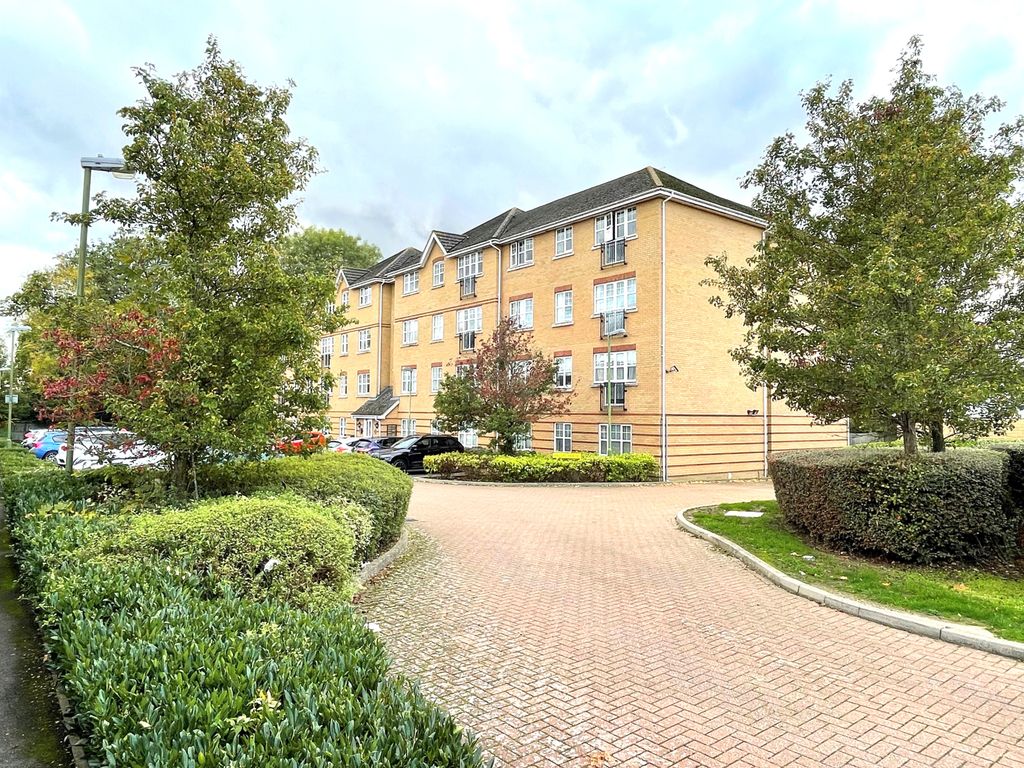 Property photo 1 of 11