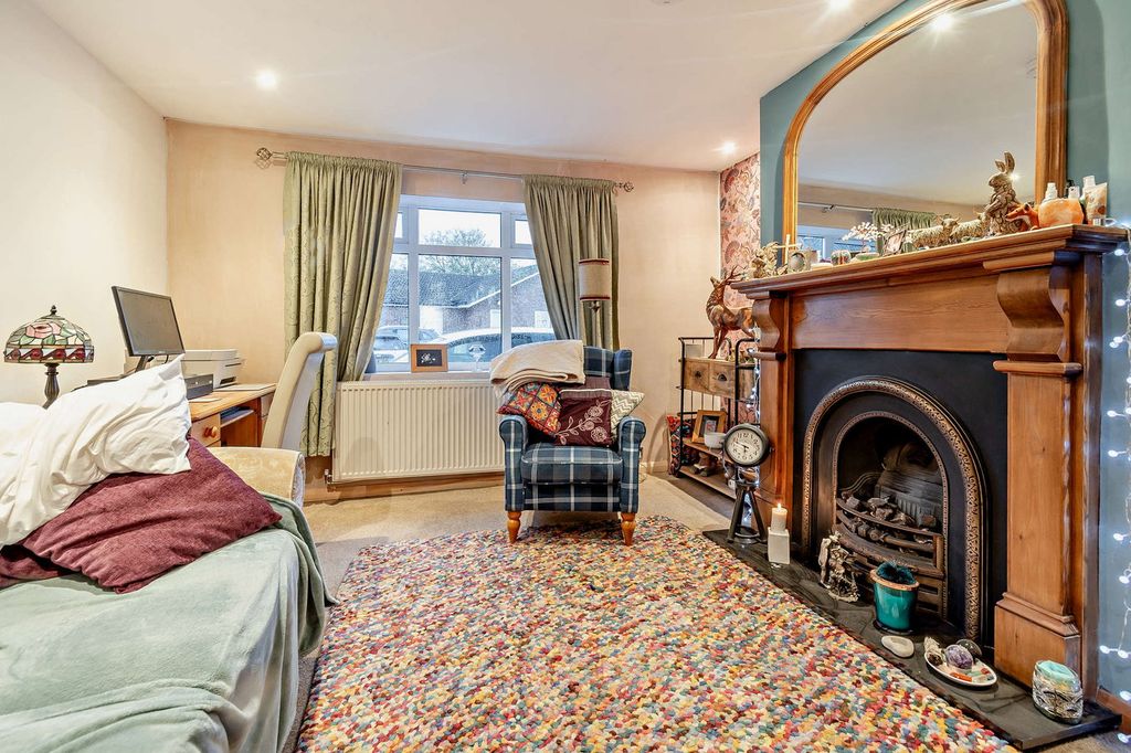 Property photo 2 of 18