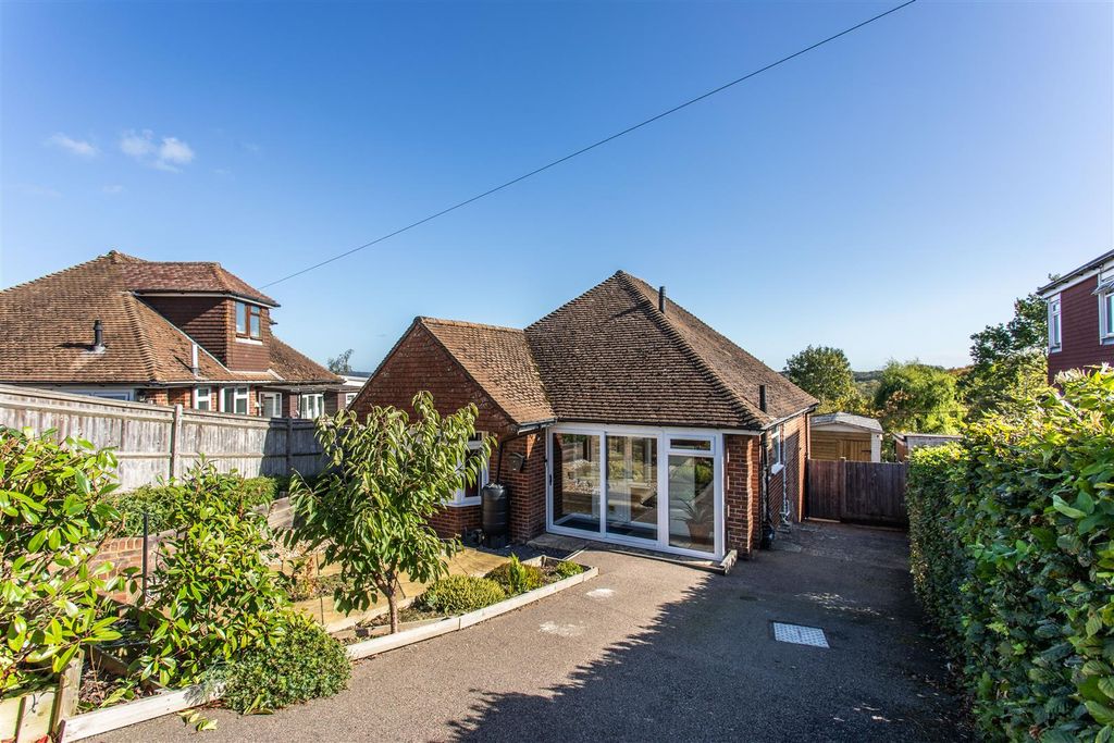 Property photo 1 of 24