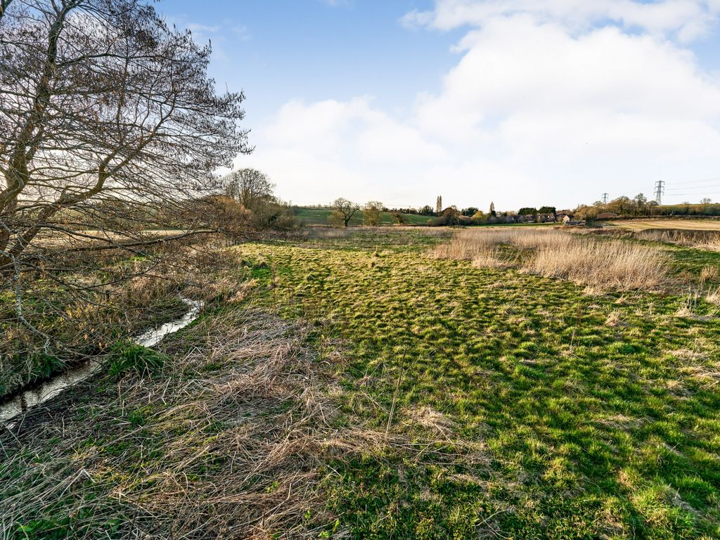 Property photo 1 of 5 Photo 3