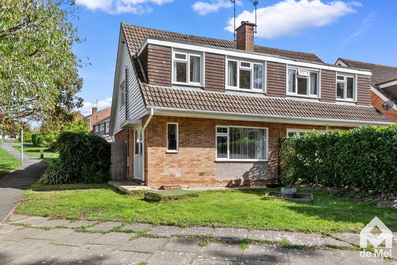 Property photo 1 of 12 Photo 8
