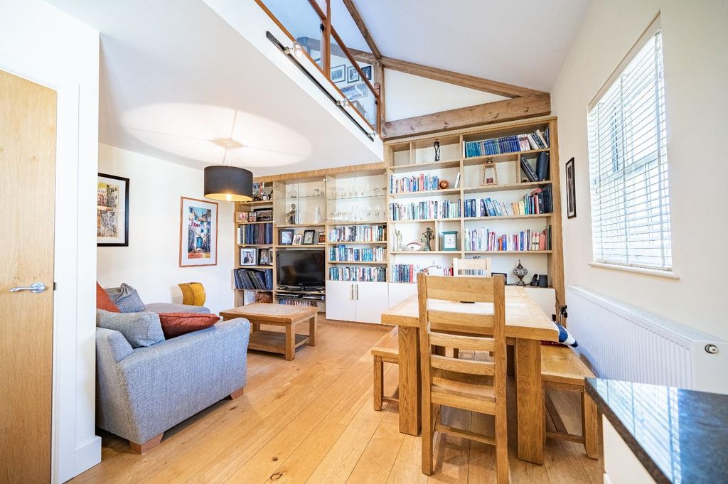 Property photo 2 of 12 Dsc_5559-Hdr.Jpg