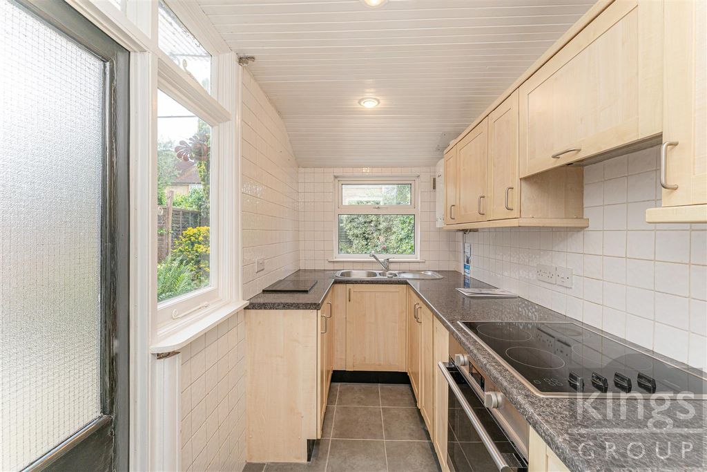 Property photo 3 of 15