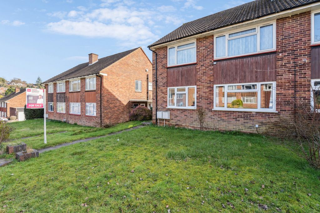 Property photo 2 of 22