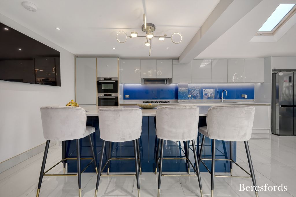 Property photo 1 of 26 Picture No. 35