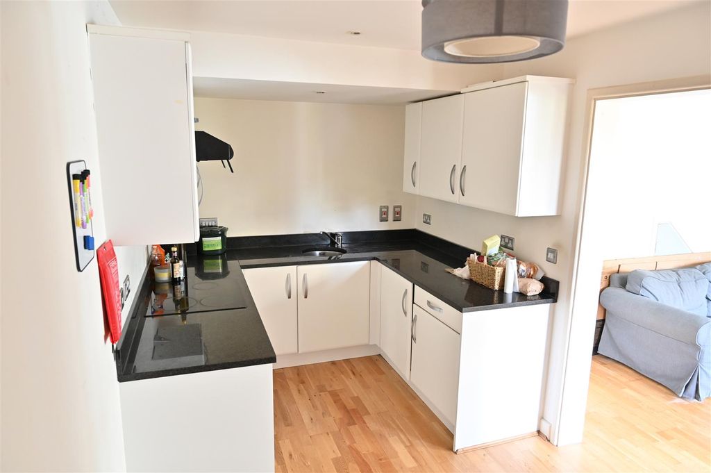 Property photo 3 of 7 9.Jpg