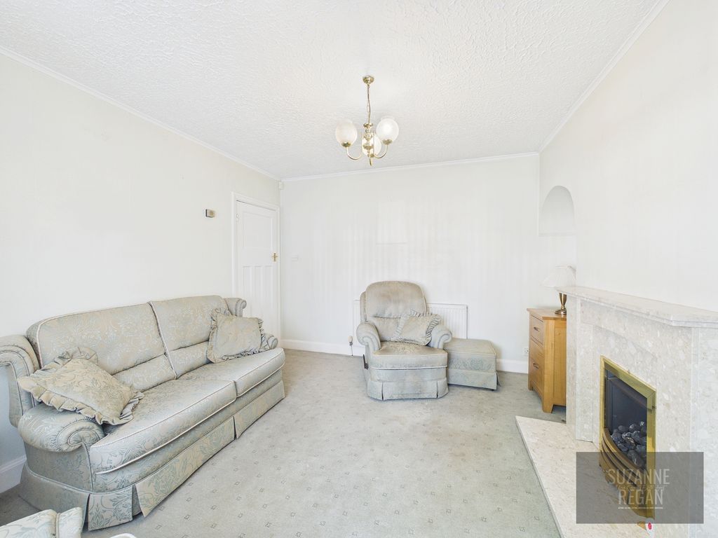 Property photo 3 of 17 Cam05192G0-Pr0374-Still002