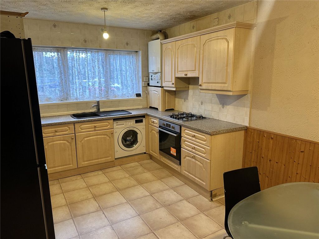 Property photo 3 of 16 Picture No. 29