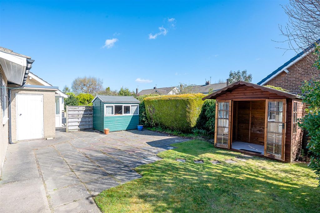 Property photo 3 of 19 External