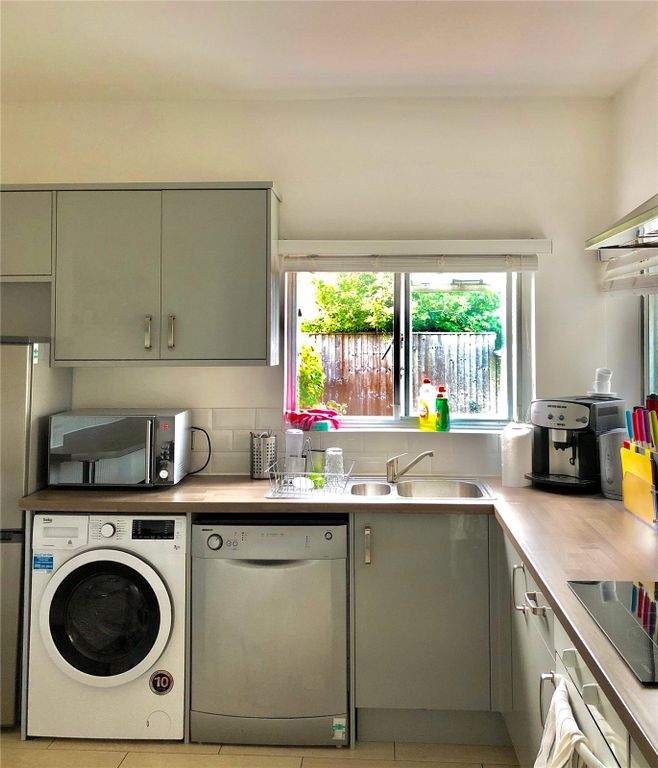 Property photo 3 of 15 Picture No. 22