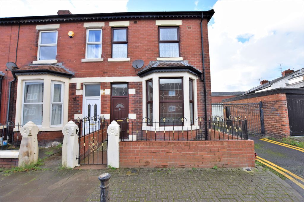 Property photo 1 of 14