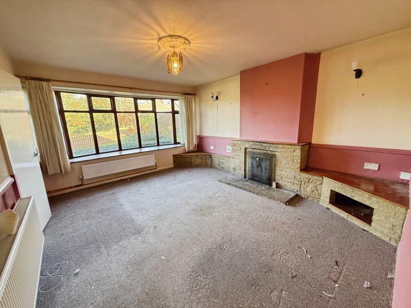 Property photo 3 of 9 Lounge