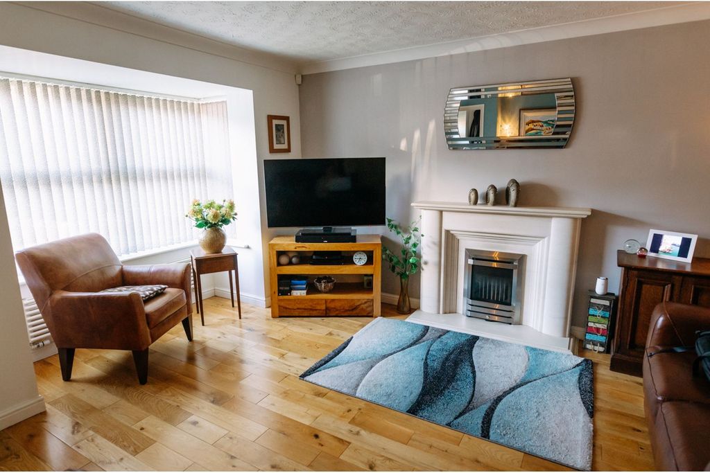 Property photo 2 of 19 Living Room