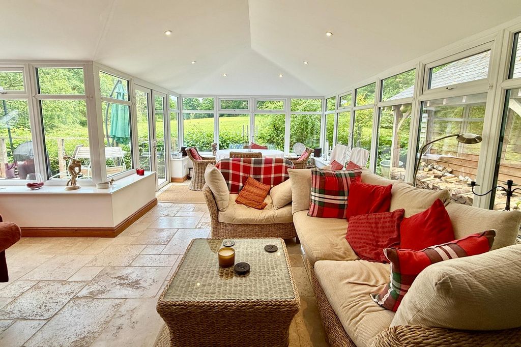 Property photo 3 of 37 Gallery