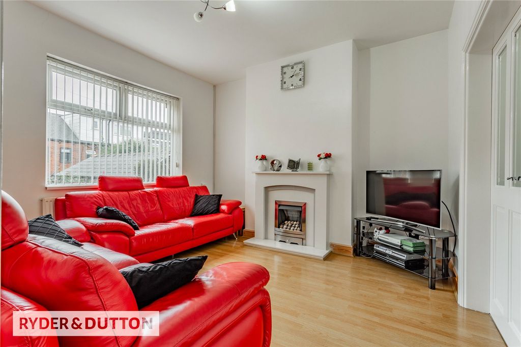 Property photo 3 of 25 Dining Room