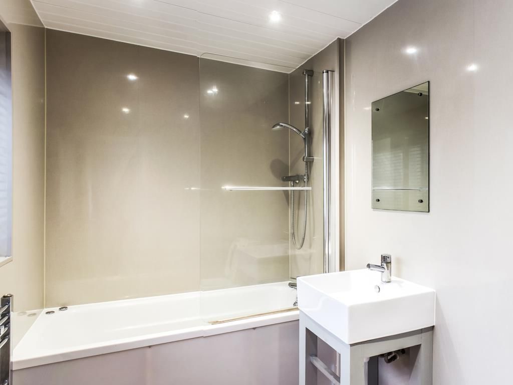 Property photo 3 of 9 Photo 2