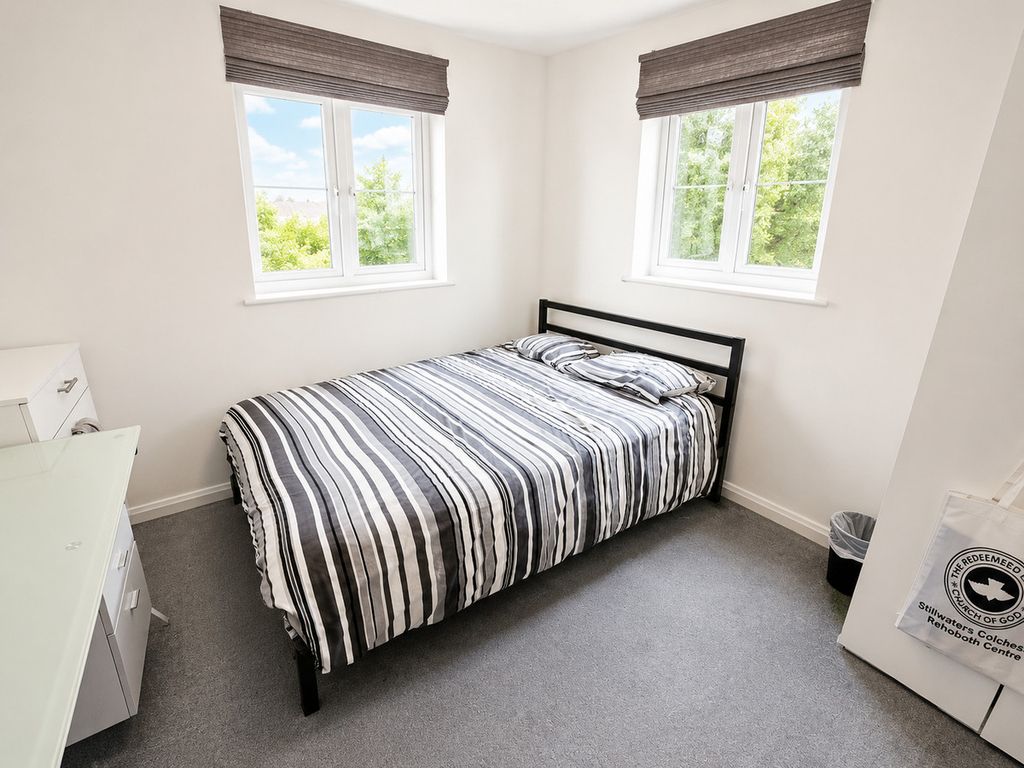 Property photo 3 of 6