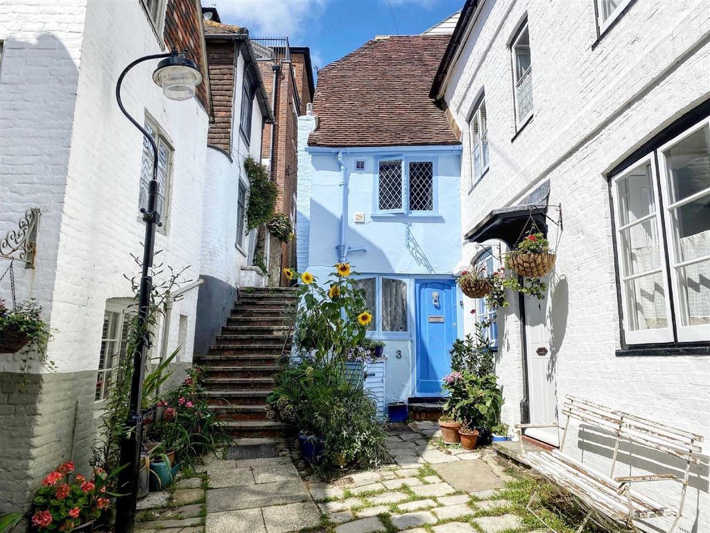 Property photo 1 of 40