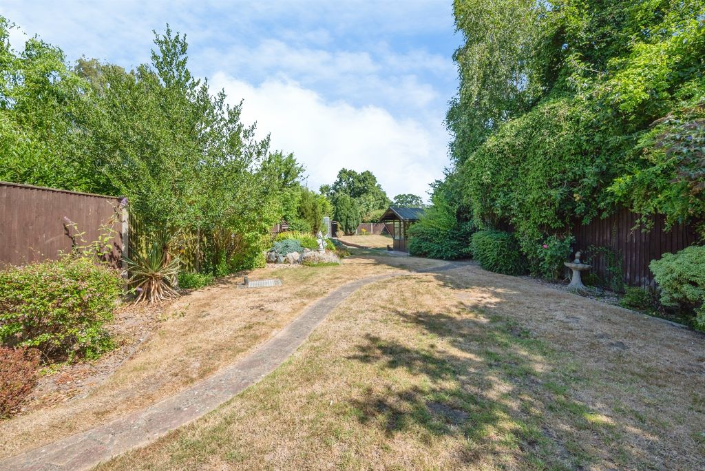 Property photo 2 of 20