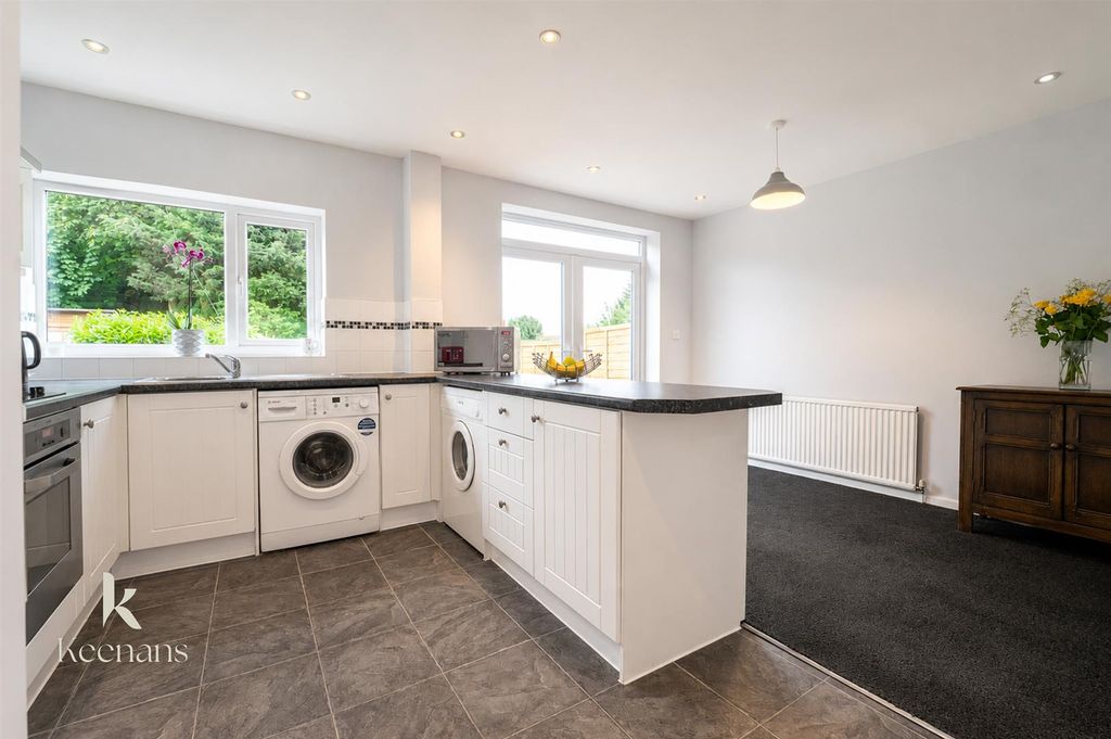 Property photo 2 of 22 15-04.Jpg