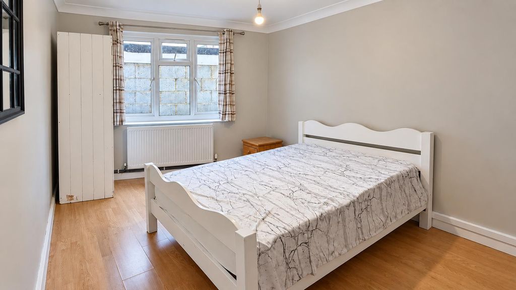 Property photo 1 of 5 956Ab7A1-E72c-4c23-A217-99cc3Fcb1A10.Png