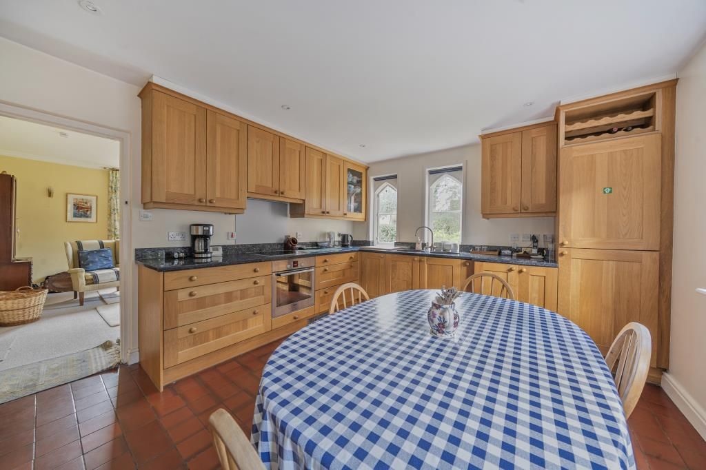 Property photo 2 of 22 Kitchen/Breakfast Room