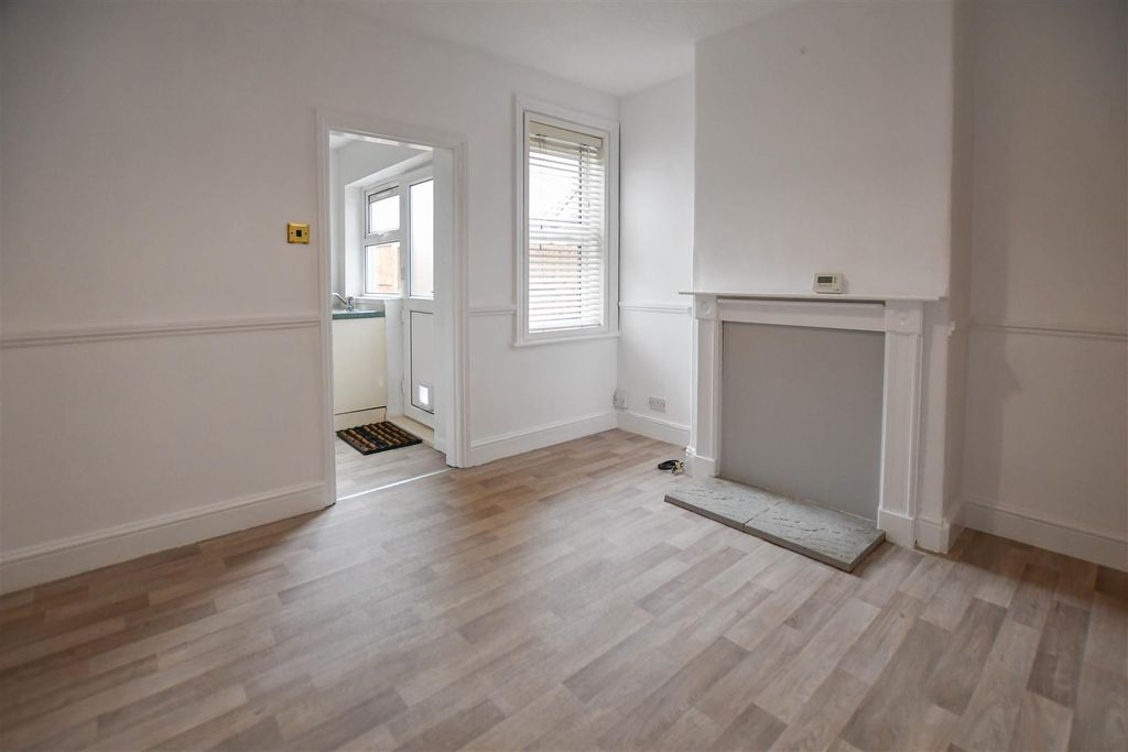 Property photo 2 of 14 Dsc_0651-1.Jpg